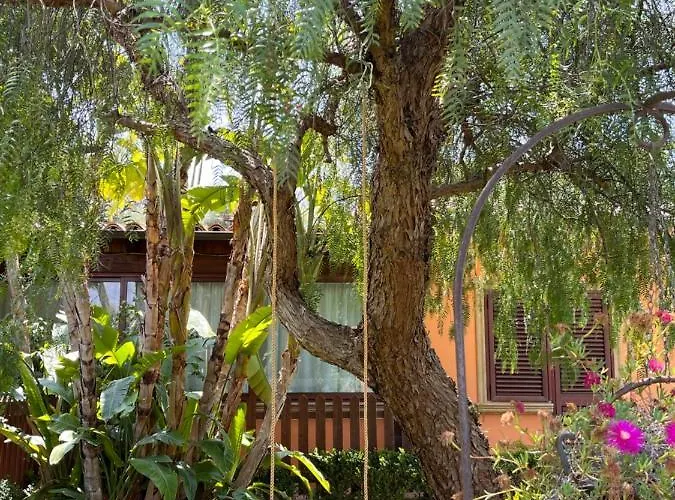 بيت للعطل Giardino Di Circe